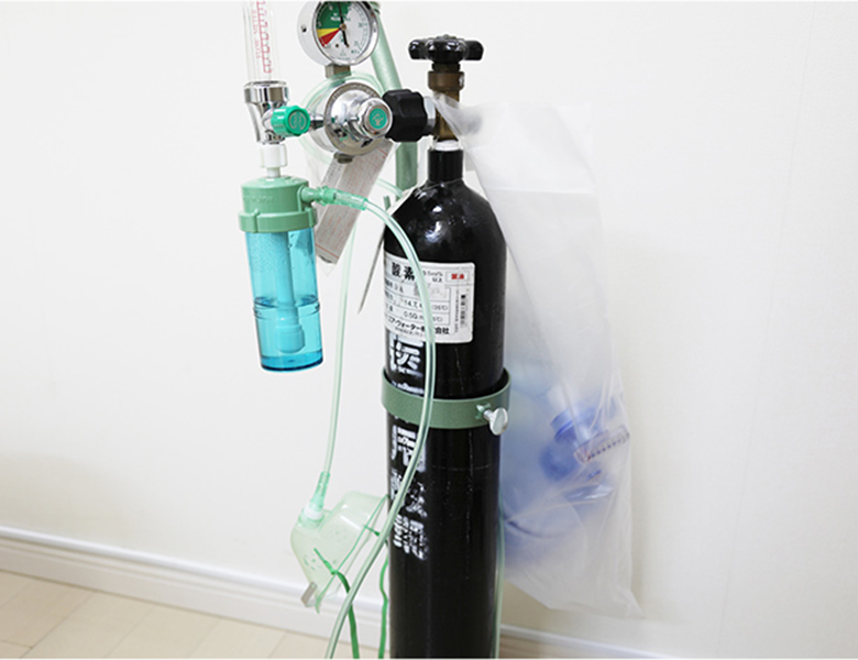 五反田の歯医者、ツツミ歯科クリニックの医療用酸素ボンベ